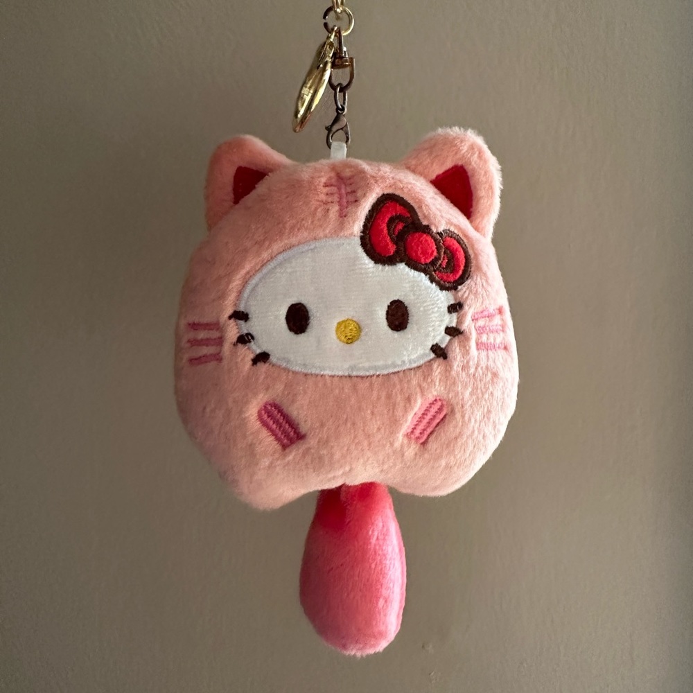 Hello Kitty Raccoon Keychain